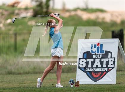 Thumbnail 2 in UIL 1A Golf Girls Finals photogallery.