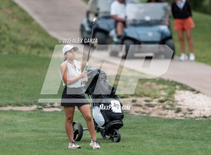 Thumbnail 1 in UIL 1A Golf Girls Finals photogallery.