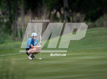 Thumbnail 3 in UIL 1A Golf Girls Finals photogallery.