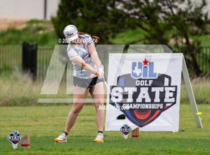Thumbnail 1 in UIL 1A Golf Girls Finals photogallery.