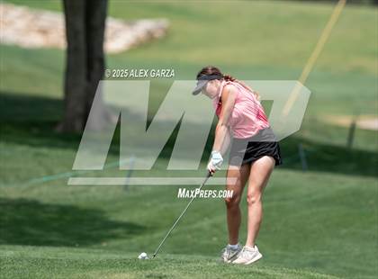 Thumbnail 3 in UIL 1A Golf Girls Finals photogallery.