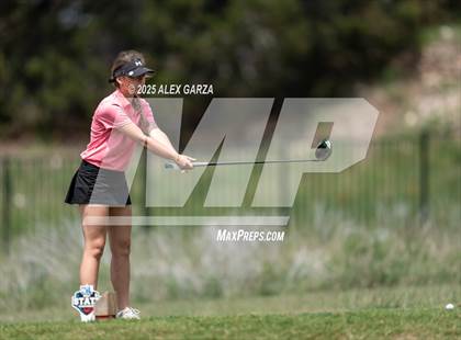Thumbnail 2 in UIL 1A Golf Girls Finals photogallery.