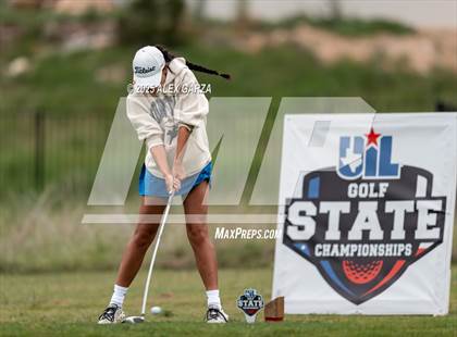 Thumbnail 3 in UIL 1A Golf Girls Finals photogallery.