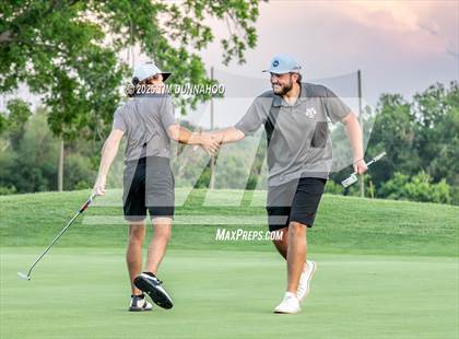 Thumbnail 2 in UIL 3A Boys Golf Finals (Round 2) photogallery.