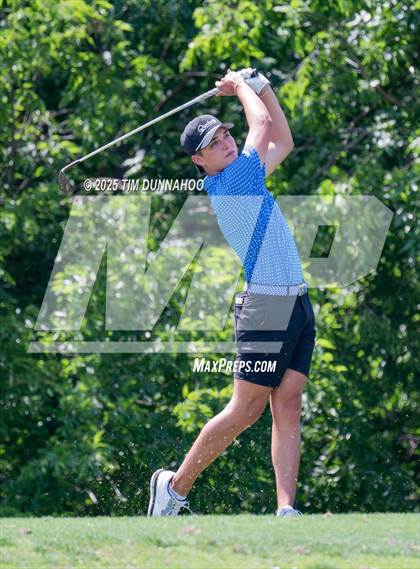 Thumbnail 3 in UIL 3A Boys Golf Finals (Round 2) photogallery.