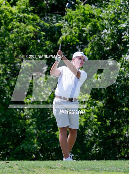 Thumbnail 1 in UIL 3A Boys Golf Finals (Round 2) photogallery.