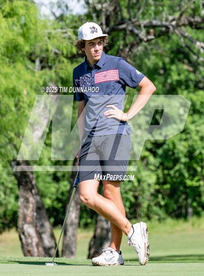 Thumbnail 1 in UIL 3A Boys Golf Finals (Round 2) photogallery.