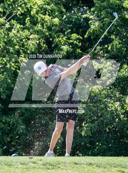 Thumbnail 2 in UIL 3A Boys Golf Finals (Round 2) photogallery.