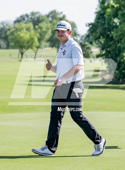 Thumbnail 1 in UIL 3A Boys Golf Finals (Round 2) photogallery.