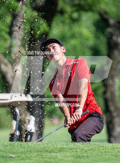 Thumbnail 2 in UIL 3A Boys Golf Finals (Round 2) photogallery.