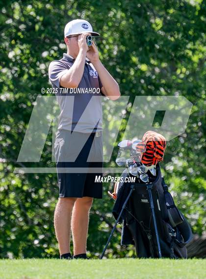 Thumbnail 1 in UIL 3A Boys Golf Finals (Round 2) photogallery.