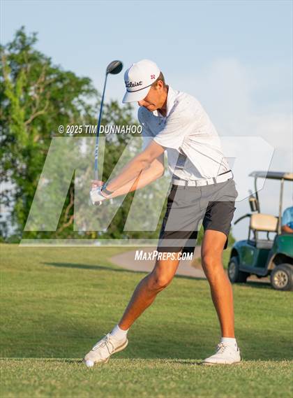 Thumbnail 2 in UIL 3A Boys Golf Finals (Round 2) photogallery.
