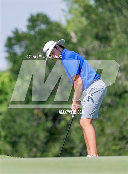 Thumbnail 2 in UIL 3A Boys Golf Finals (Round 2) photogallery.