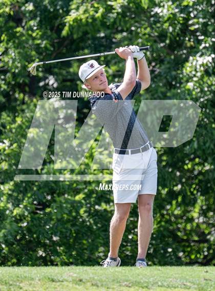 Thumbnail 3 in UIL 3A Boys Golf Finals (Round 2) photogallery.