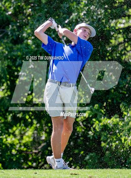 Thumbnail 3 in UIL 3A Boys Golf Finals (Round 2) photogallery.