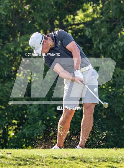 Thumbnail 2 in UIL 3A Boys Golf Finals (Round 2) photogallery.