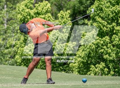 Thumbnail 3 in UIL 3A Boys Golf Finals (Round 2) photogallery.