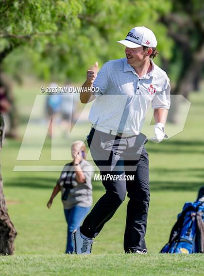 Thumbnail 3 in UIL 3A Boys Golf Finals (Round 2) photogallery.