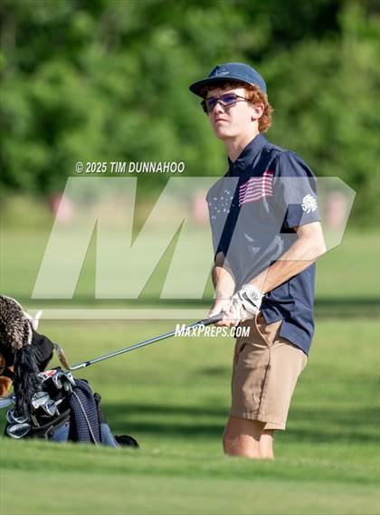 Thumbnail 2 in UIL 3A Boys Golf Finals (Round 2) photogallery.