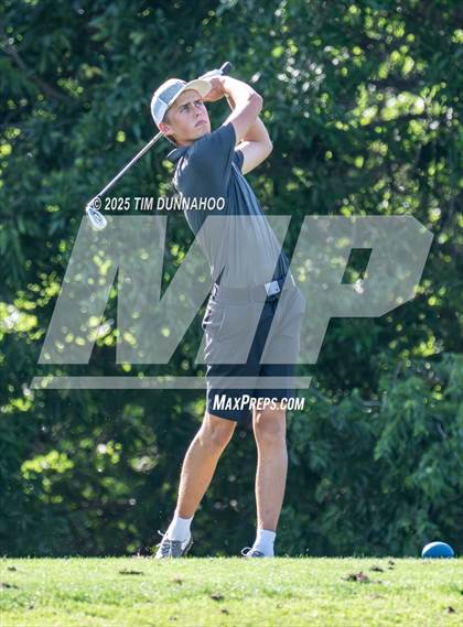 Thumbnail 2 in UIL 3A Boys Golf Finals (Round 2) photogallery.