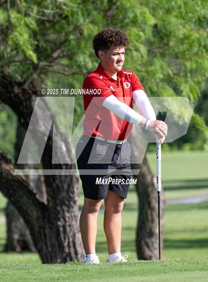 Thumbnail 3 in UIL 3A Boys Golf Finals (Round 2) photogallery.