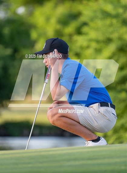 Thumbnail 1 in UIL 3A Boys Golf Finals (Round 2) photogallery.