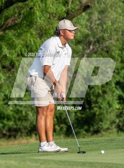Thumbnail 1 in UIL 3A Boys Golf Finals (Round 2) photogallery.