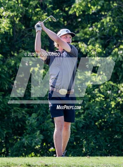 Thumbnail 2 in UIL 3A Boys Golf Finals (Round 2) photogallery.