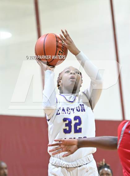 Thumbnail 3 in Bartlett vs Warren Easton (Allstate Sugar Bowl National Prep Classic) photogallery.