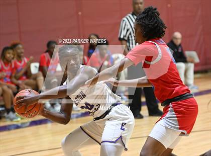 Thumbnail 3 in Bartlett vs Warren Easton (Allstate Sugar Bowl National Prep Classic) photogallery.