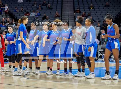 Thumbnail 2 in Serra vs. Sacred Heart Cathedral Preparatory (CIF State D1 Final) photogallery.
