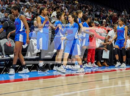 Thumbnail 1 in Serra vs. Sacred Heart Cathedral Preparatory (CIF State D1 Final) photogallery.