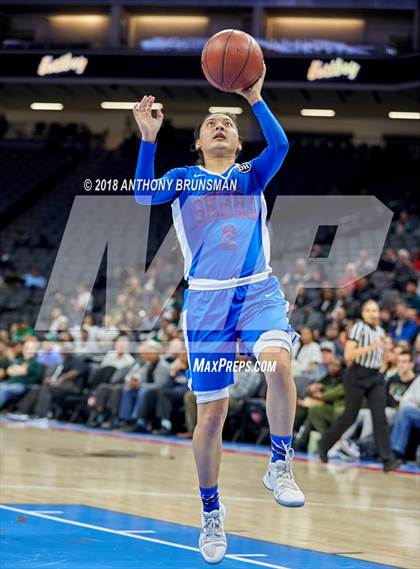Thumbnail 3 in Serra vs. Sacred Heart Cathedral Preparatory (CIF State D1 Final) photogallery.