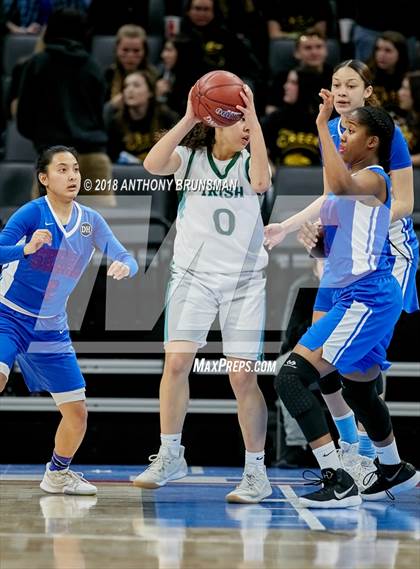 Thumbnail 2 in Serra vs. Sacred Heart Cathedral Preparatory (CIF State D1 Final) photogallery.