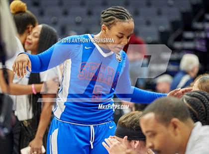 Thumbnail 1 in Serra vs. Sacred Heart Cathedral Preparatory (CIF State D1 Final) photogallery.