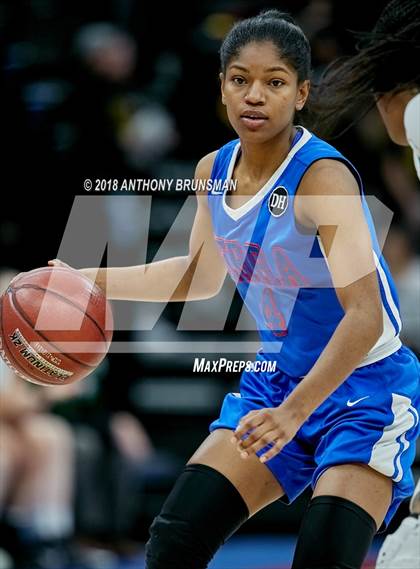 Thumbnail 1 in Serra vs. Sacred Heart Cathedral Preparatory (CIF State D1 Final) photogallery.