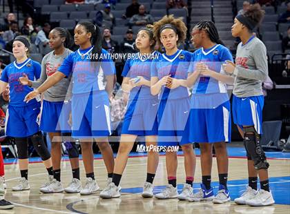 Thumbnail 1 in Serra vs. Sacred Heart Cathedral Preparatory (CIF State D1 Final) photogallery.
