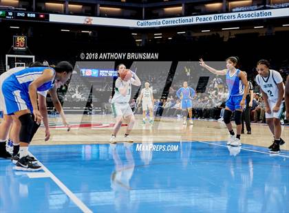 Thumbnail 3 in Serra vs. Sacred Heart Cathedral Preparatory (CIF State D1 Final) photogallery.