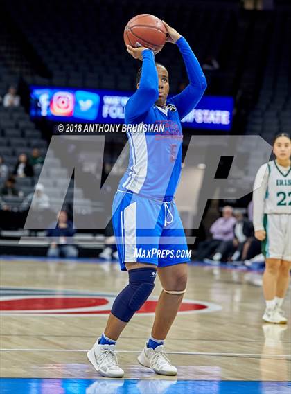 Thumbnail 2 in Serra vs. Sacred Heart Cathedral Preparatory (CIF State D1 Final) photogallery.