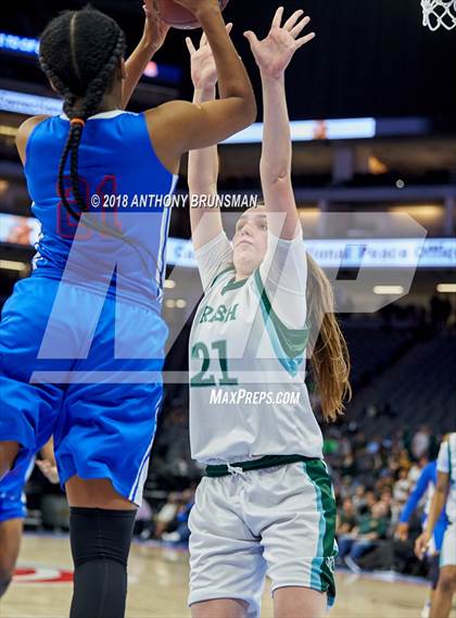 Thumbnail 1 in Serra vs. Sacred Heart Cathedral Preparatory (CIF State D1 Final) photogallery.