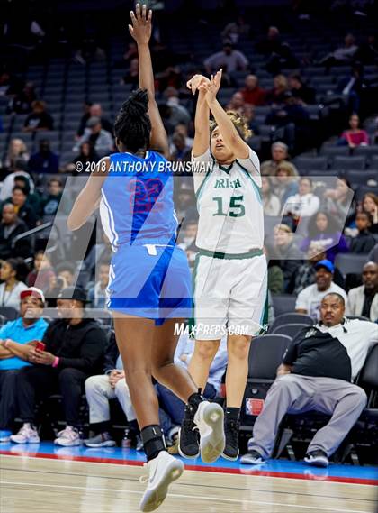 Thumbnail 1 in Serra vs. Sacred Heart Cathedral Preparatory (CIF State D1 Final) photogallery.