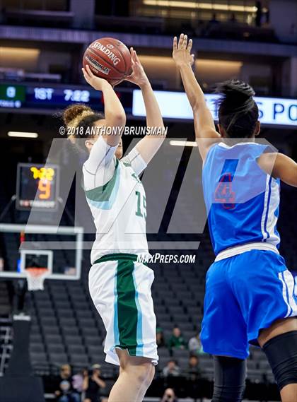 Thumbnail 3 in Serra vs. Sacred Heart Cathedral Preparatory (CIF State D1 Final) photogallery.