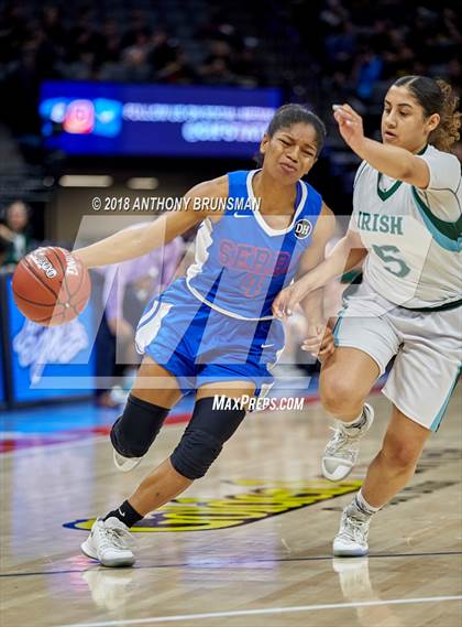 Thumbnail 2 in Serra vs. Sacred Heart Cathedral Preparatory (CIF State D1 Final) photogallery.