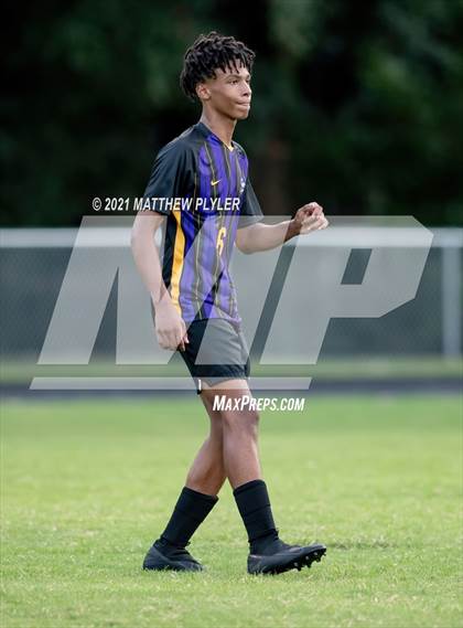 Thumbnail 2 in Jack Britt vs. Southern Lee (Battle for the Bell) photogallery.
