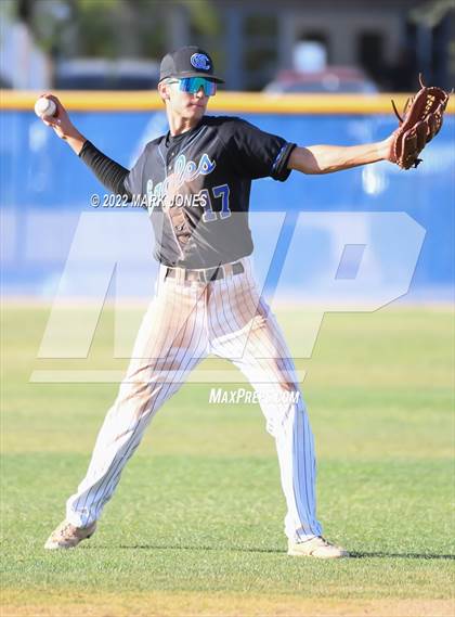 Thumbnail 2 in Pinnacle @ O'Connor (Senior Night) photogallery.