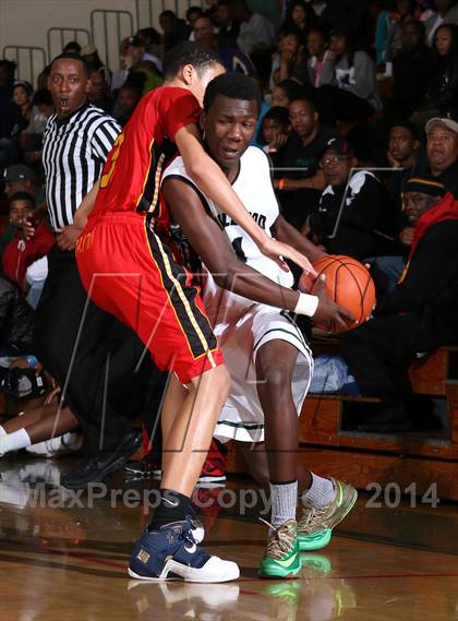 Thumbnail 3 in Taft vs. Inglewood (Paul Pierce Classic)  photogallery.
