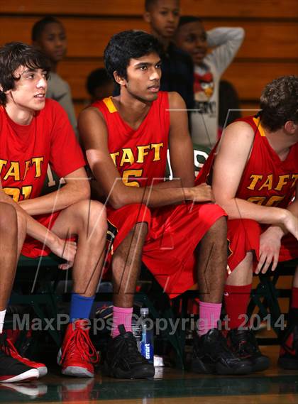 Thumbnail 3 in Taft vs. Inglewood (Paul Pierce Classic)  photogallery.