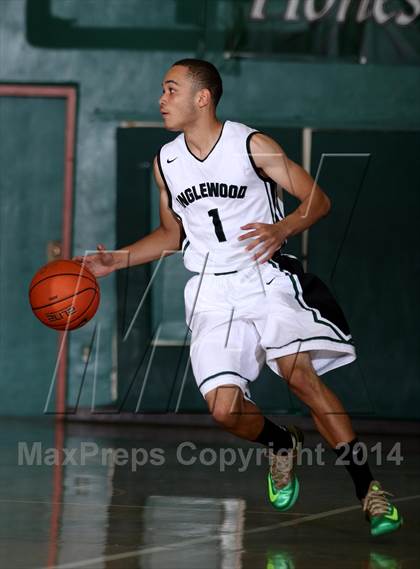 Thumbnail 2 in Taft vs. Inglewood (Paul Pierce Classic)  photogallery.