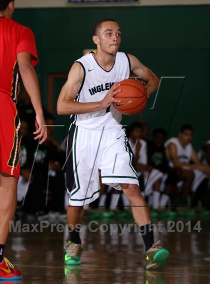 Thumbnail 2 in Taft vs. Inglewood (Paul Pierce Classic)  photogallery.