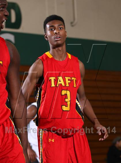 Thumbnail 2 in Taft vs. Inglewood (Paul Pierce Classic)  photogallery.